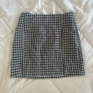 NEW SHEIN PLAID SLIT HEM SKIRT ✨